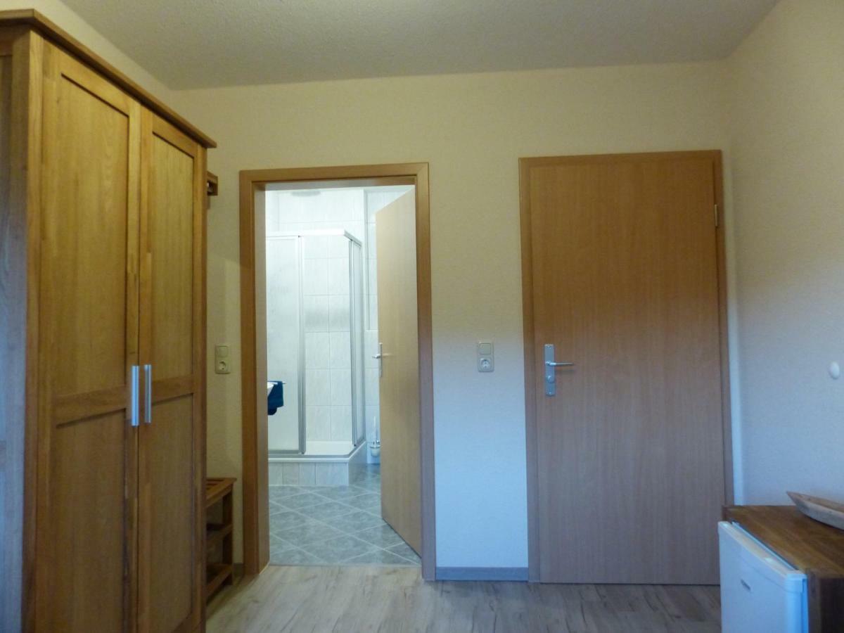 Ferienwohnung Ortrand - Pension Luaran gambar